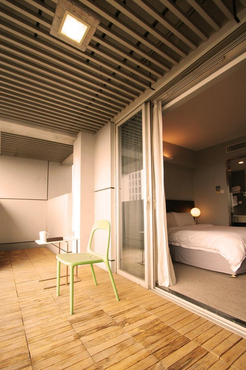 Yi-Wu Commatel Hotel Гуанчжоу Экстерьер фото
